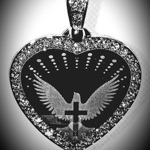 CUSTOM ENGRAVED PENDANT